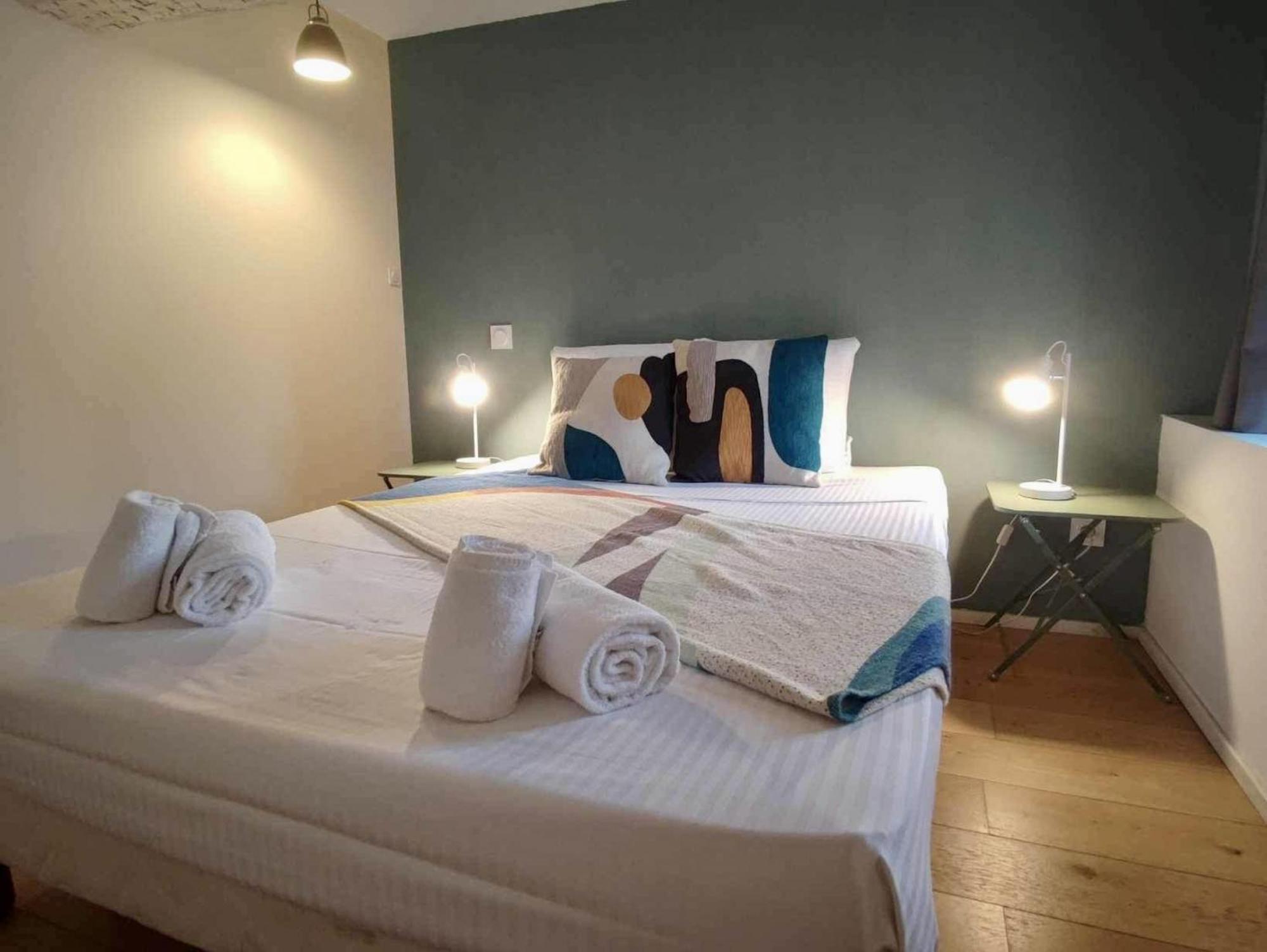 Loft Chic Verdun / Conciergeriedamecarcas Carcassonne Eksteriør bilde